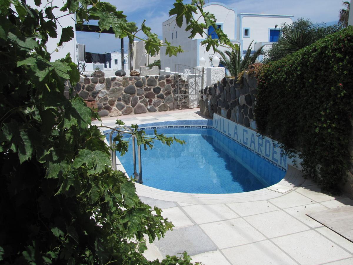 Villa Garden Fira  Exteriér fotografie